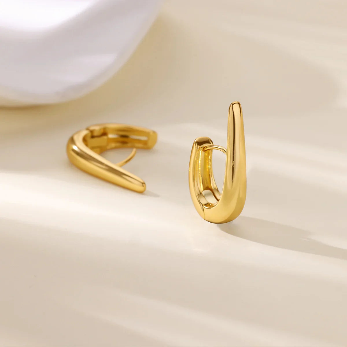 Elegant Square Earrings for Women Girls Stainless Steel Hoop Earrings Luxury Wedding Engagement Aesthetic Jewerly aretes Vera Lux