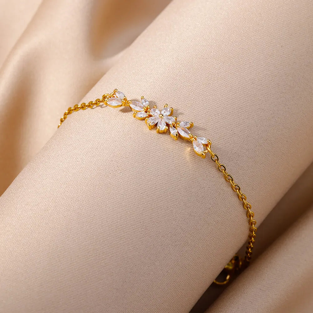 Elegant Zircon Flowers Bracelet For Women Girls Charm Gold Color Stainless Steel Plant Bracelets Luxury Designer Jewelry Gifts Vera Lux