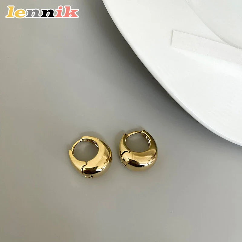 LENNIKOval Elegant Earrings, Women’s 3D Metal Design, Fit for Work/Casual Outfits, Flattering on All Faces, Perfect Gift Choice Vera Lux