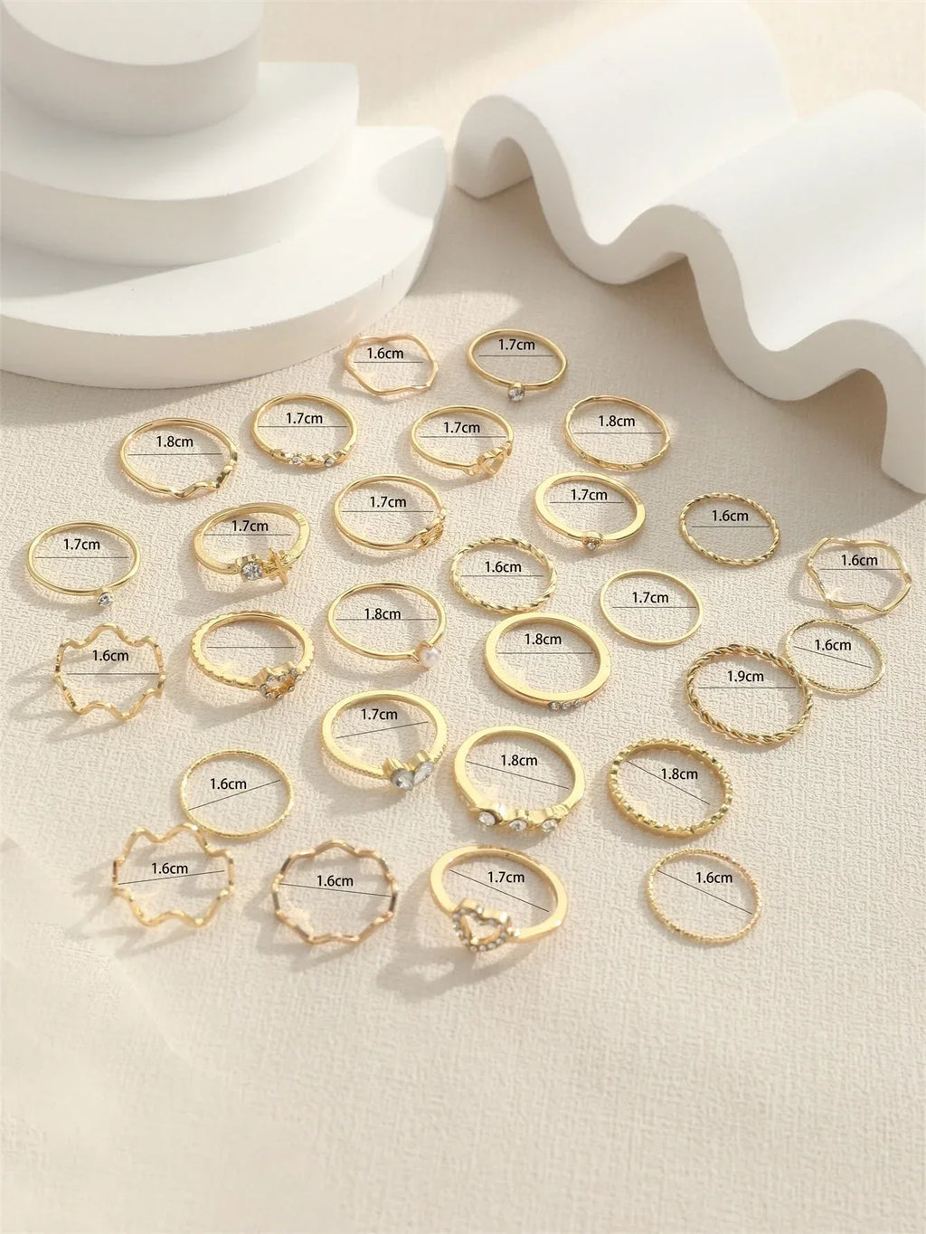 28pcs Fashion Ring Set for Women Heart Shaped Design Geometric Bohemian Element Accent Ring Daily Wear Dating Party Jewelry 2025 Vera Lux