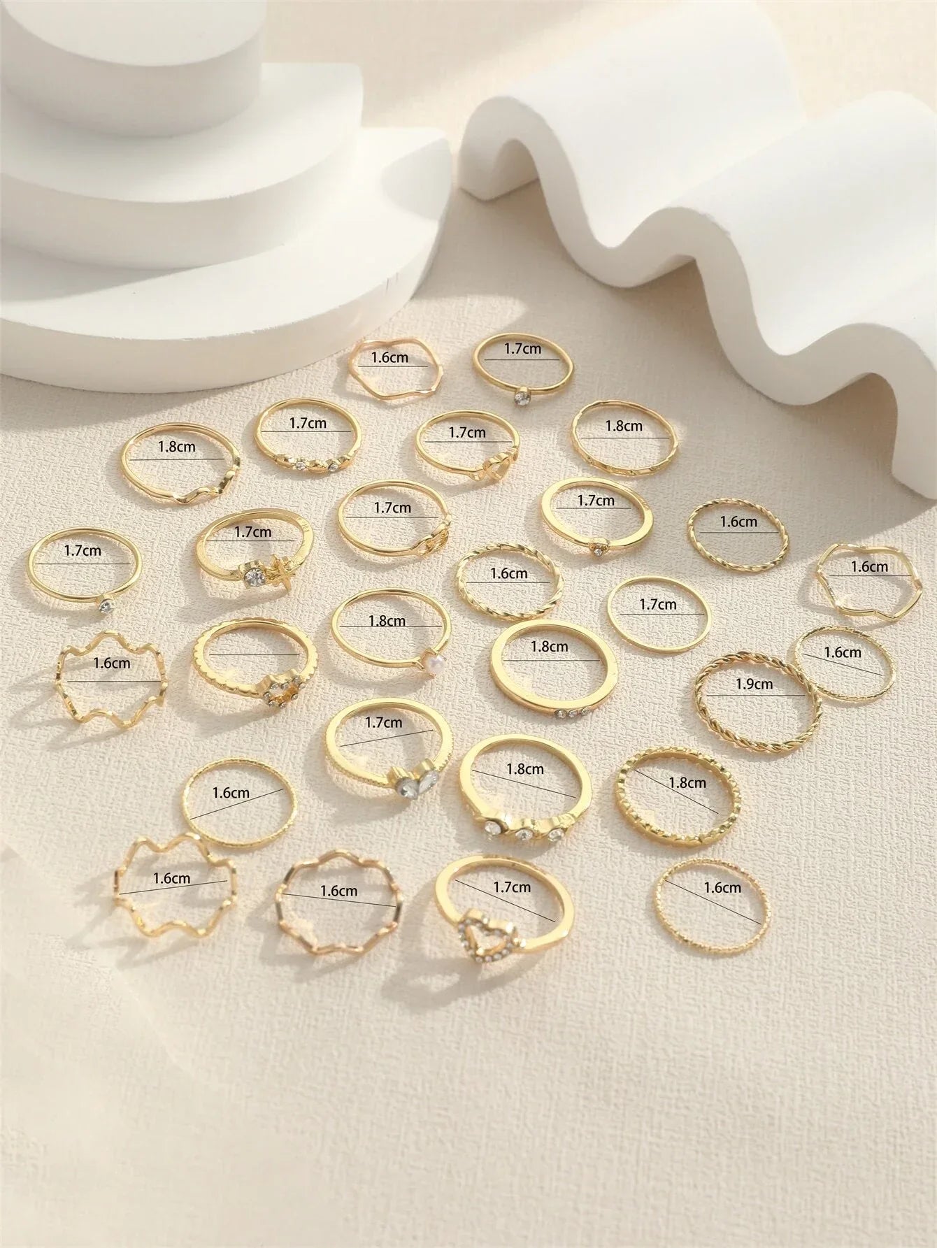 28pcs Fashion Ring Set for Women Heart Shaped Design Geometric Bohemian Element Accent Ring Daily Wear Dating Party Jewelry 2025 Vera Lux