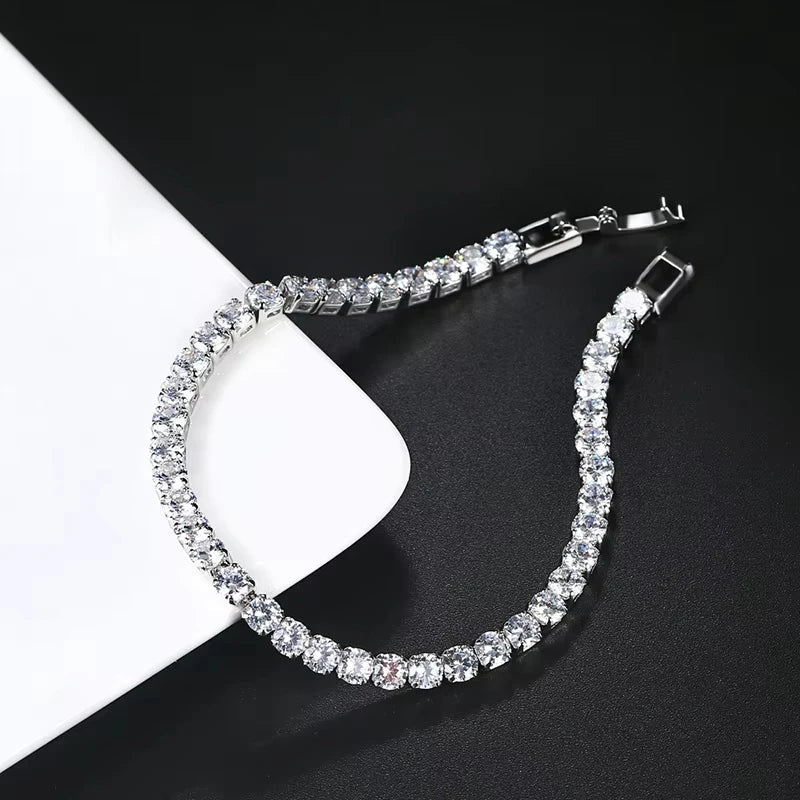 New Luxury Gold Silver Color on Hand Princess Bracelet Bangle for Women Anniversary Gift Jewelry Wholesale Vera Lux
