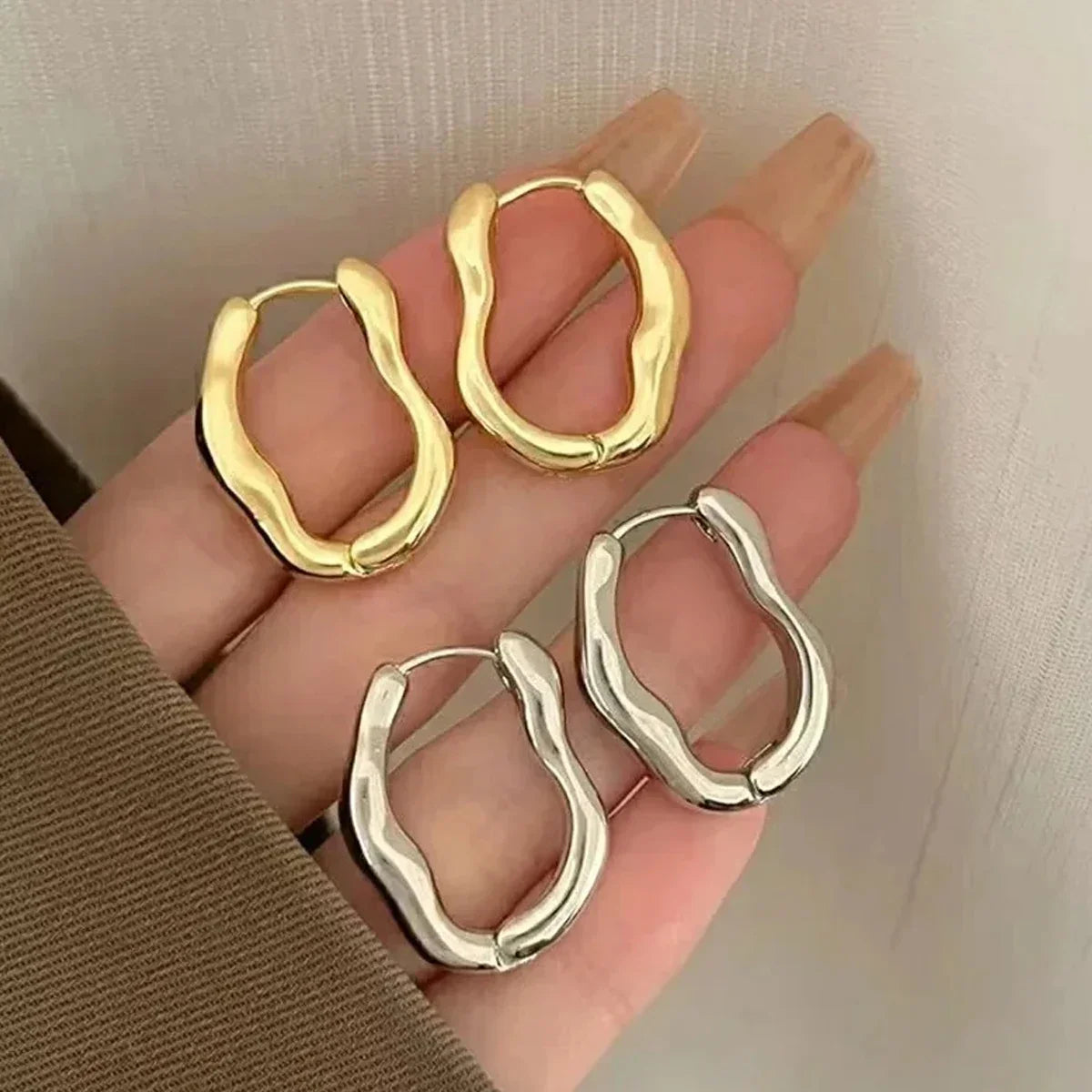 Irregular Geometric Earrings for Women's New Trendy and Personalized Design, Internet Famous Earrings With a Simple Temperament Vera Lux