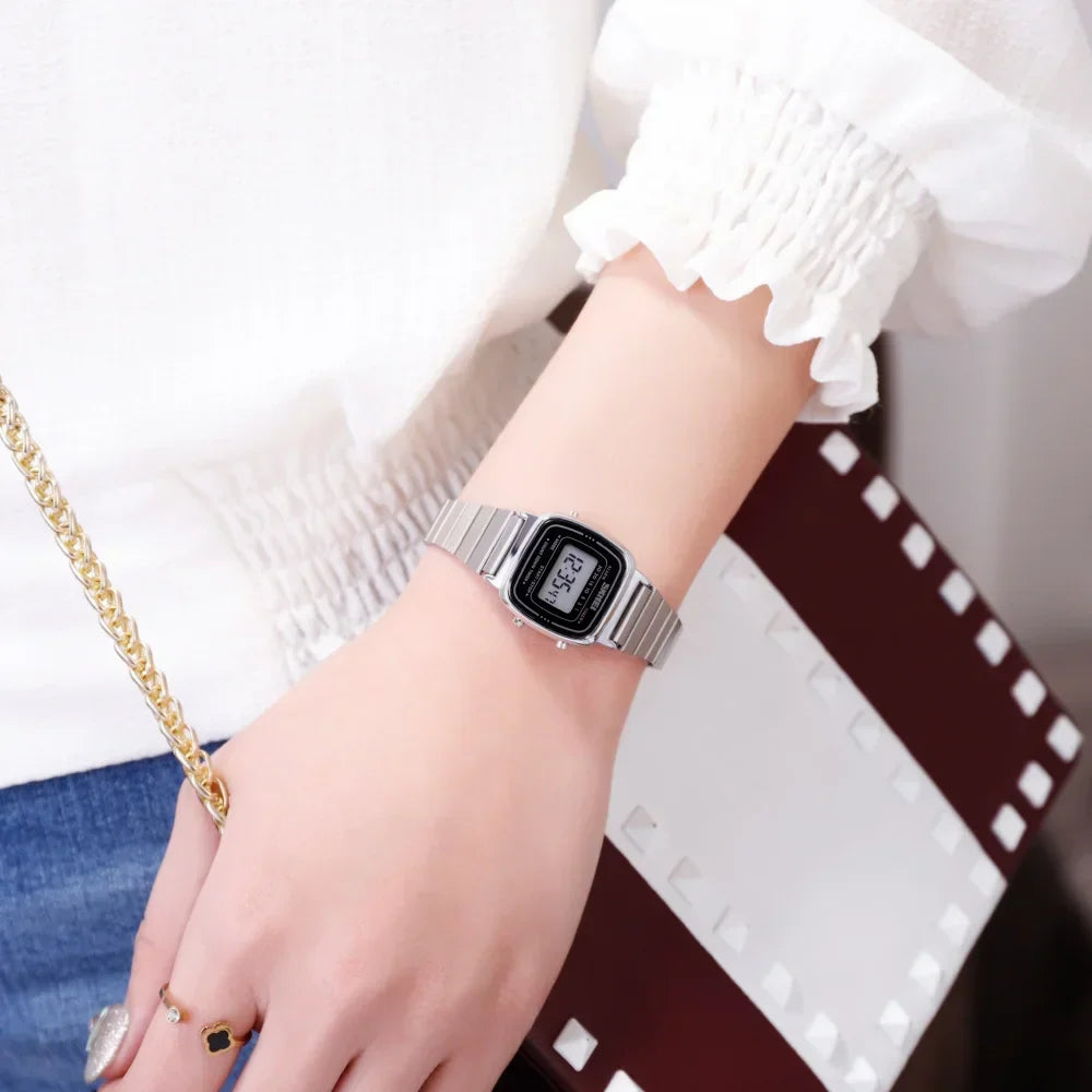 SKMEI 1901 Luxury Small Dial Digital Women Watch Ladies Calendar Waterproof Lady Sports Wristwatches Girl Clock 1252 Reloj Mujer Vera Lux