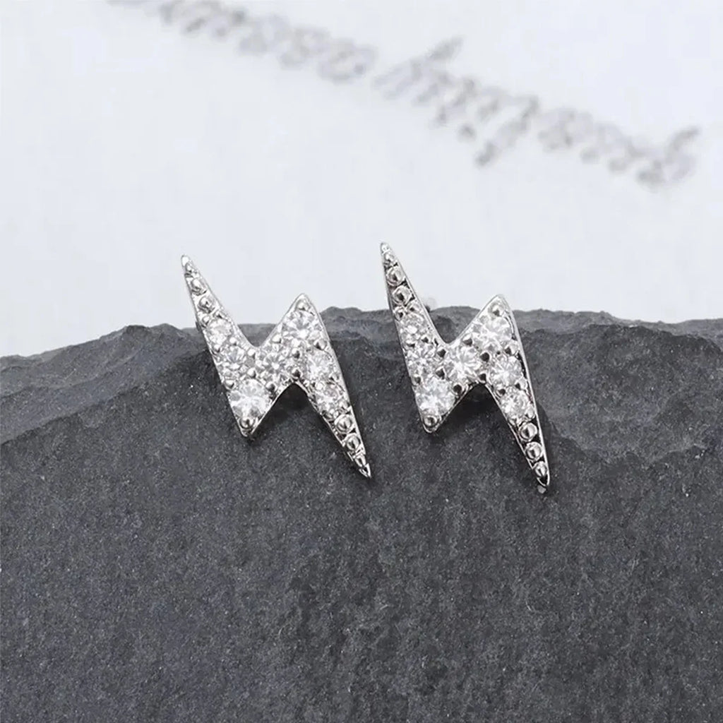 Delicate Lightning Shape Ear Studs for Women Dazzling Tiny Zirconia Earrings Daily Wearable Accessories Exquisite Girl Vera Lux
