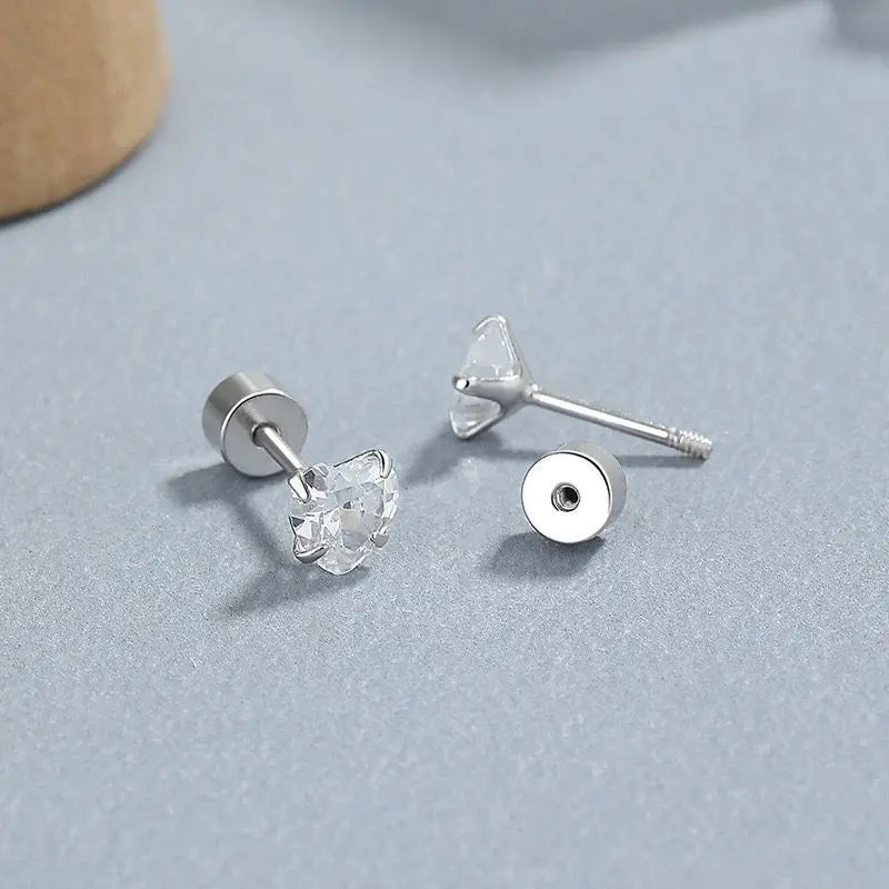 S925Silver Love zircon earrings for women, fashionable and simple ins, heart shaped earrings, personality and temperament Vera Lux