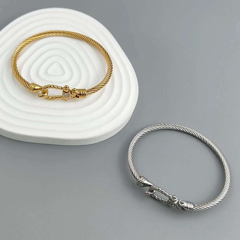 New steel wire button pattern horseshoe gold-plated stainless steel bracelet 18K, high quality waterproof couple bracelet, wife Vera Lux