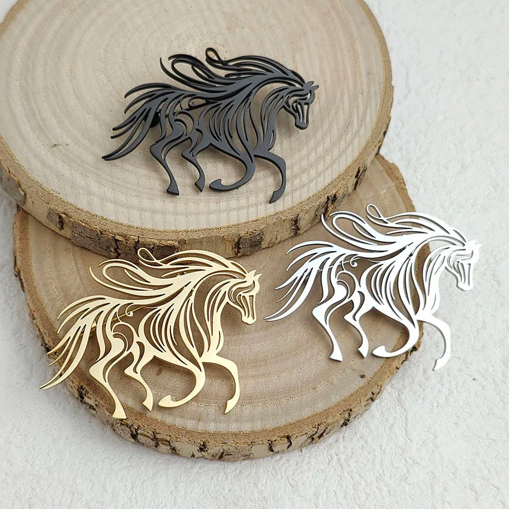 Original innovative running horse hollow stainless steel gold-plated 18K brooch, suit lapel pin, waterproof formal fittings Vera Lux