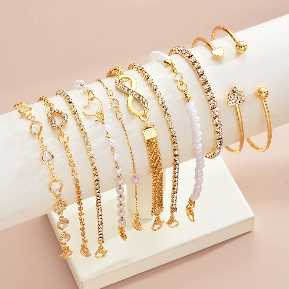 11 Pcs Boho Pearl Crystal Heart Infinity Sign Bracelets for Women Vintage Elegant Gold Color Bracelets Sets New Vacation Jewelry Vera Lux