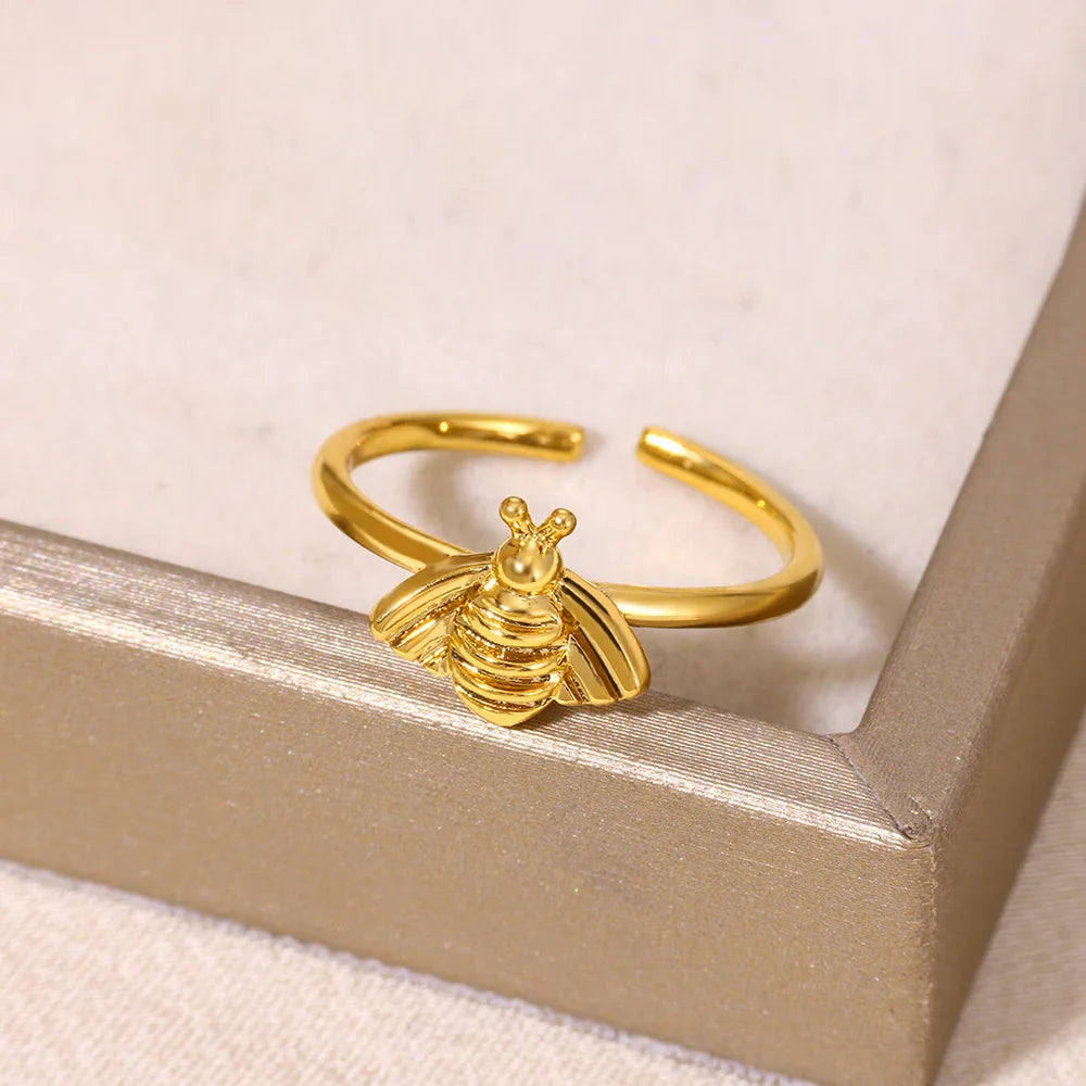 Fashion Bee Rings For Women Design Gold Color  Stainless Steel Bee Ring Wedding Engagement Christmas Jewelry Gift Vera Lux