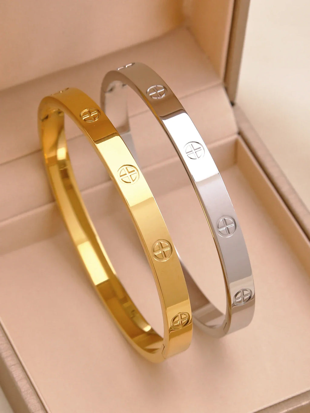 18K gold-plated stainless steel non fading gold bracelet - durable and fashionable jewelry accessory, suitable for holiday gifts Vera Lux