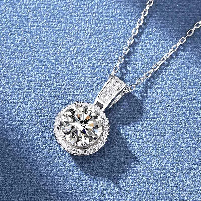 NeeTim 2Carat Moissanite Necklace For Women 100% Sterling S925 Silver With White Gold Plated Lab Diamond Jewelry Wedding Pendant Vera Lux