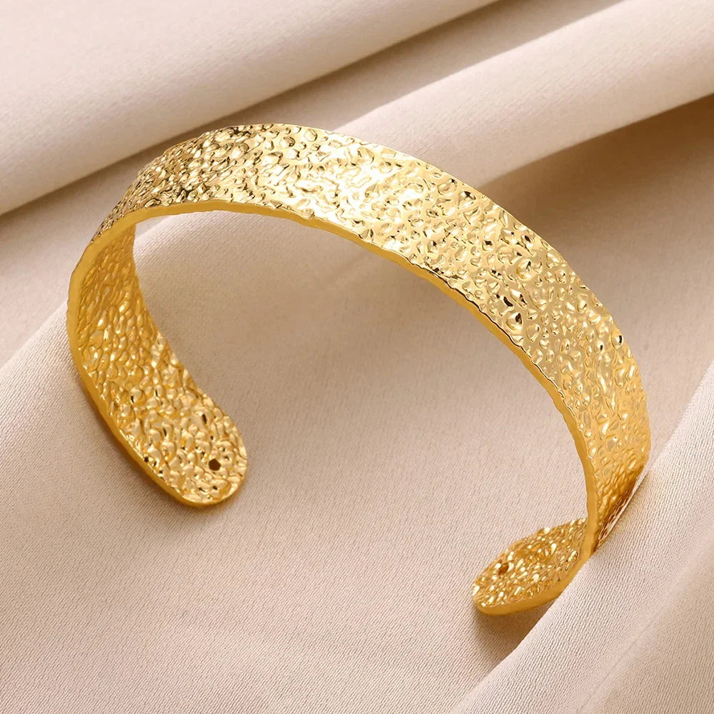 Classic Wrinkle Texture Openning Bangle Bracelet For Women Exquisite Cuff Bracelet Gold Color Stainless Steel Hand Ornament Gift Vera Lux