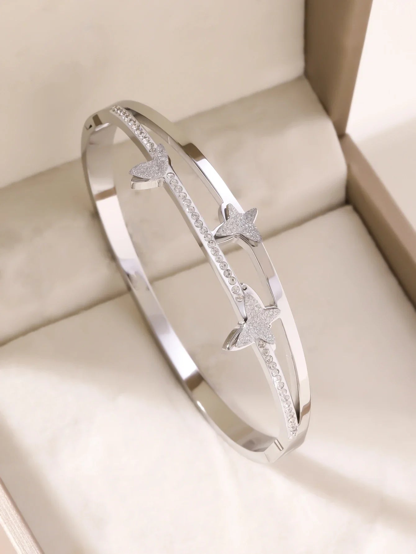 1pieces/set women's wedding jewelry party holiday Valentine's Day gift stainless steel bracelet plated with 18K gold bracelet Vera Lux