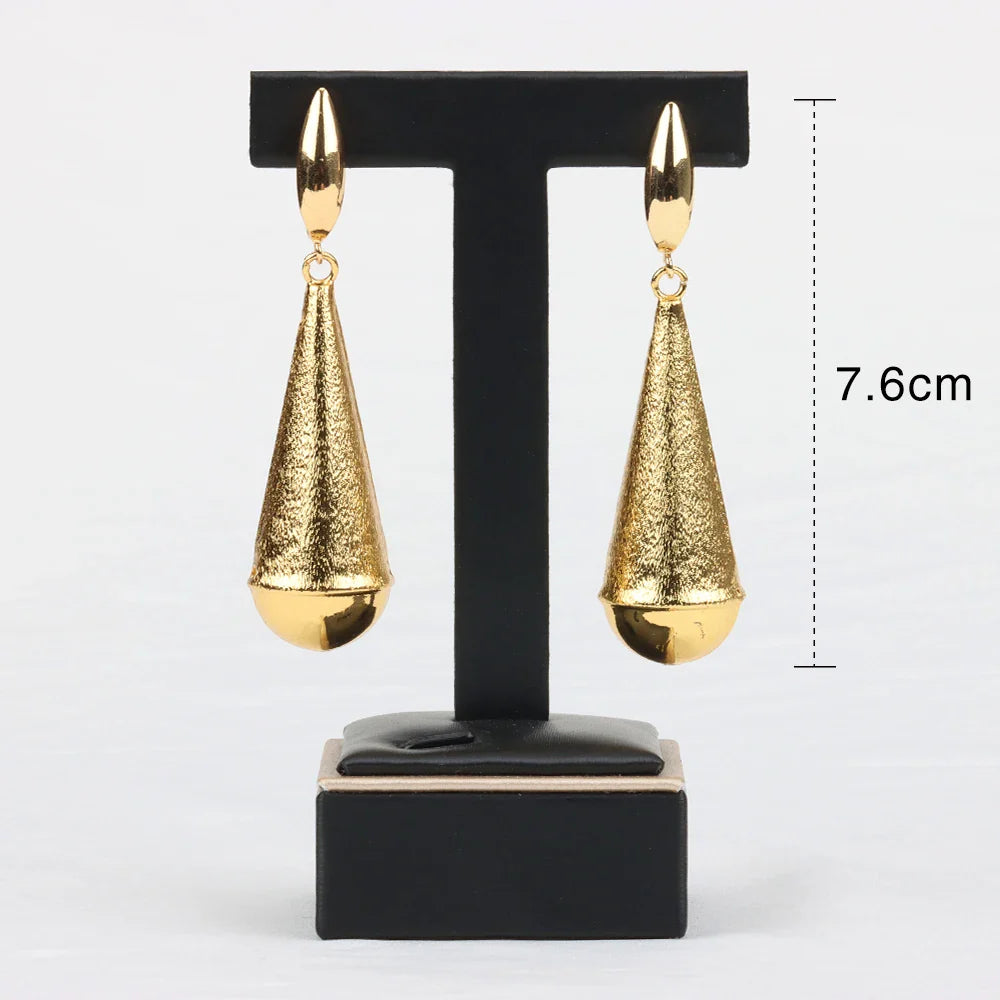 Simple Fashion Earrings for Women Girl Geometric Dubai Gold Plated Drop Earrings Exquisite Creative Wedding Bride Jewelry Party Vera Lux