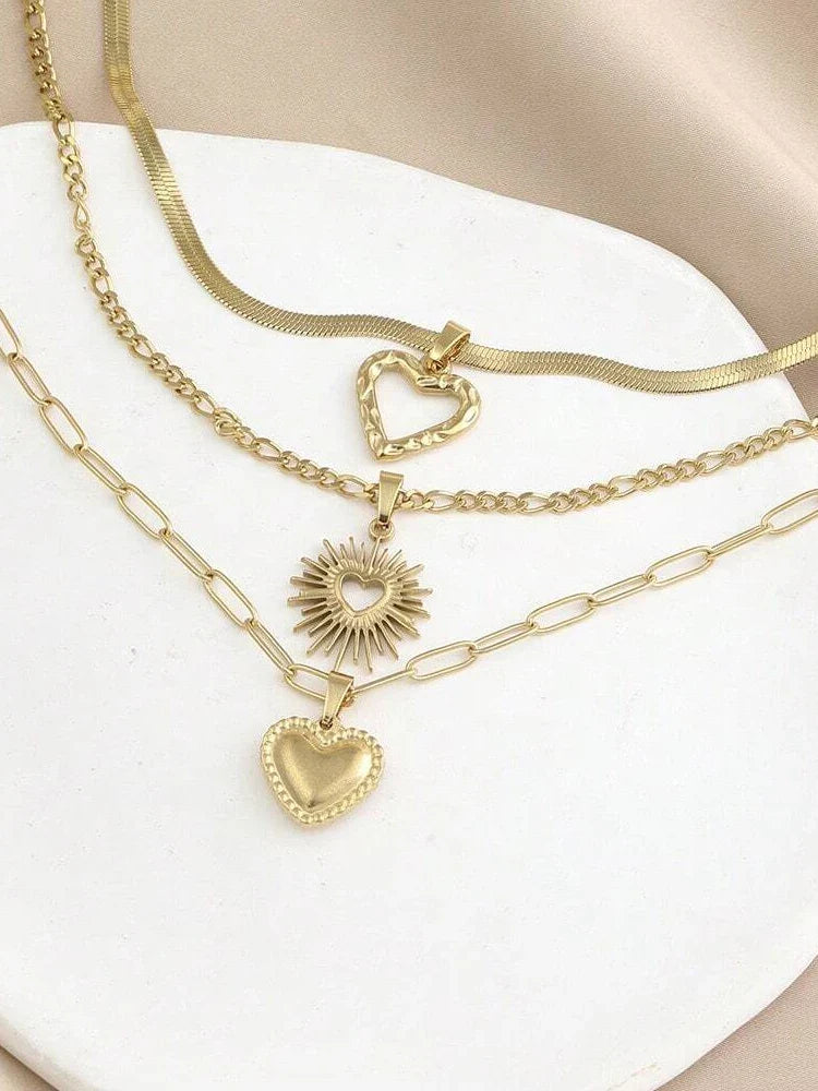 3 Pcs Fashion Bohemia Heart Pendant Chain Layered Necklace for Women Summer Beach Simple Copper Metal Necklace Jewelry Gift 2024 Vera Lux