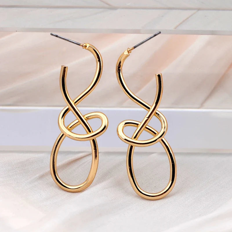 Vintage Metal Knitted Dangle Earrings for Women Personalized Fashion Distorted Irregular Geometry Drop Earrings Punk Jewelry Vera Lux