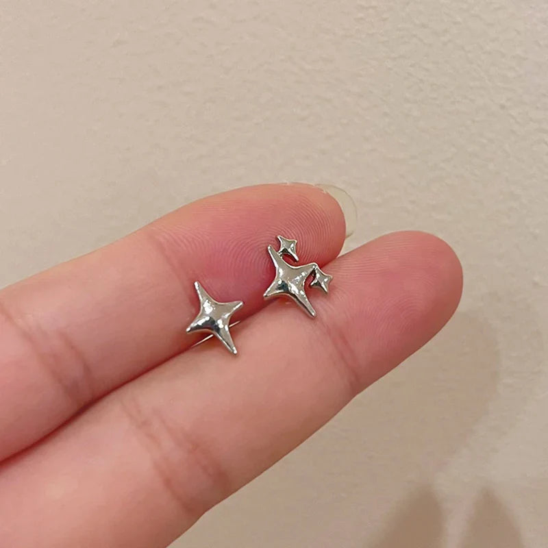 Y2K Style Hollow Pentagonal Stud Earrings for Women Personalize Star Asterism Round Ear Buckle Metal Accessories Fashion Jewelry Vera Lux
