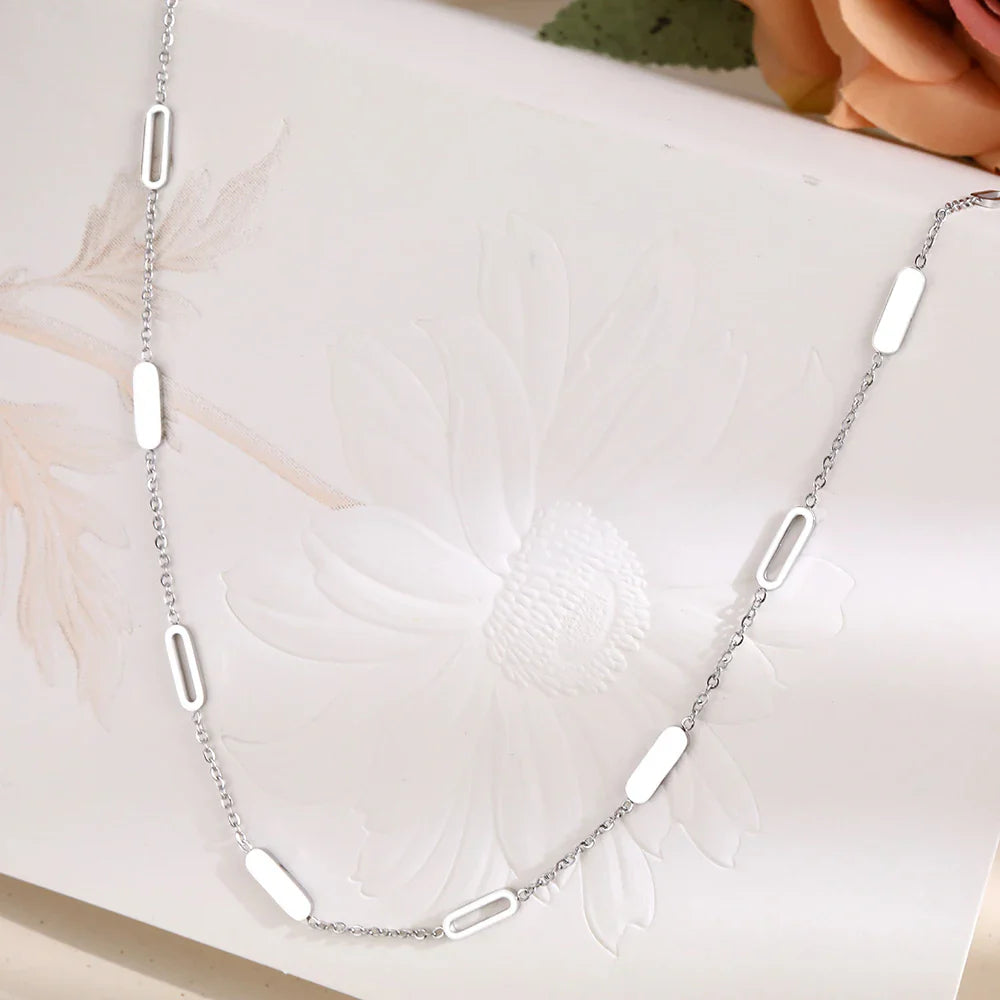 Stainless Steel Necklaces Geometric Round Rectangle Hollow Rectangle Choker Chain Trending Products Necklace For Women Jewelry Vera Lux