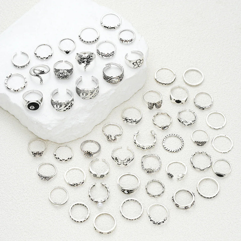 51pcs Gothic Punk Ring Set For Women Men Fashion Butterfly Heart Snake Design Match Ring Daily Wear Halloween Jewelry Gifts New Vera Lux