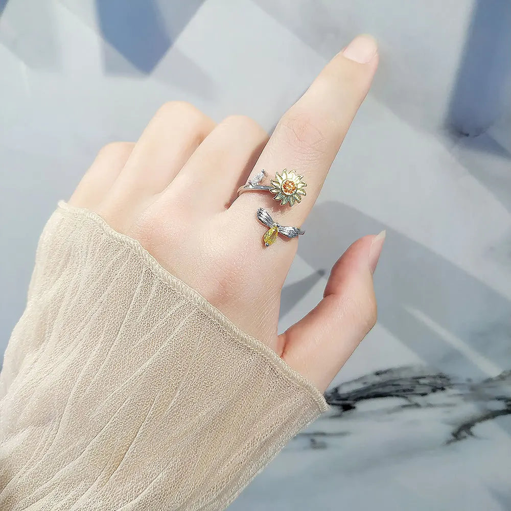 Shining Crystal Sunflower And Bee Fidget Spinner Rings For Women Anti Anxiety Control Anti Stress Rotating Ring Girls Gift Vera Lux