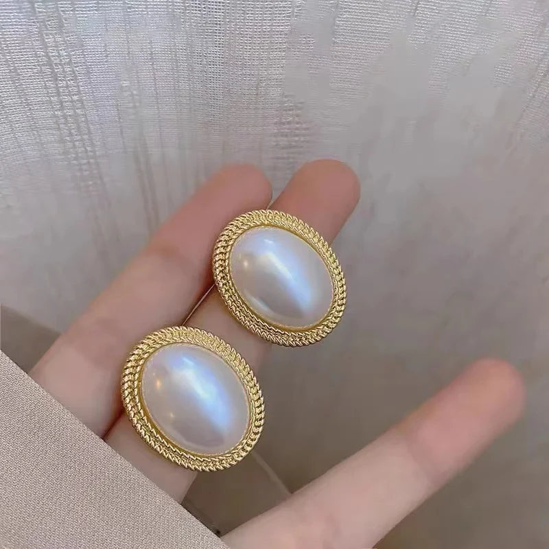 Imitation Pearl Zircon Retro Elegant Irregular Oval Square Hollow Out Earrings for Women Party Autumn Winter Jewelry Vera Lux