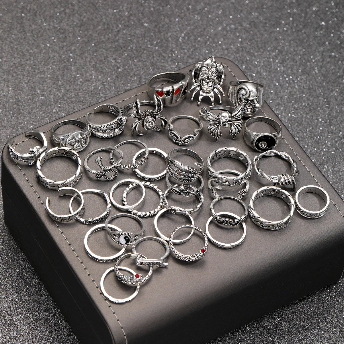 35 Pcs Gothic Ring Set for Men Women Trendy Joker Face Devil Smile Face Finger Ring For Daily Outfits Party Accessories Gifts Vera Lux