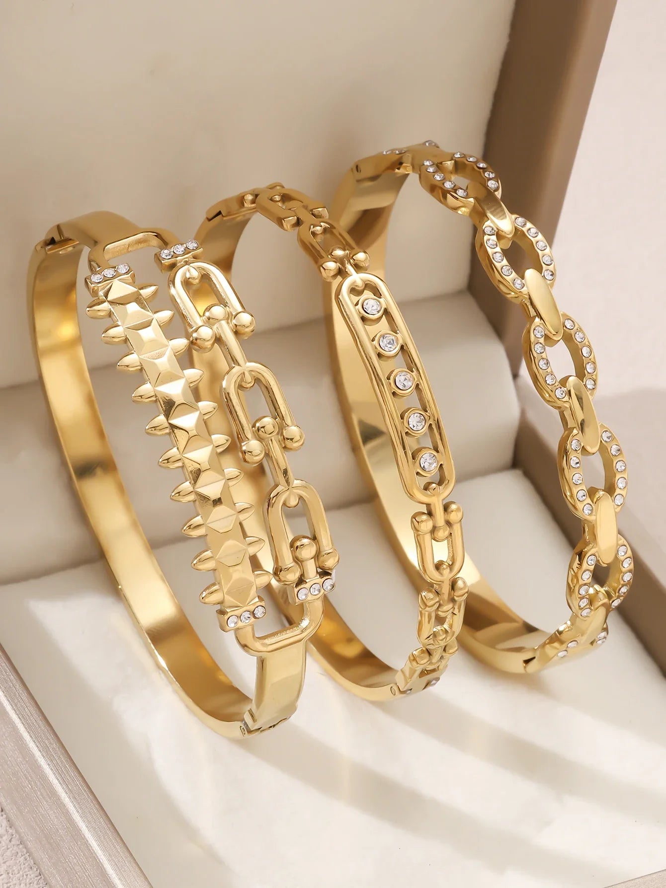 1pieces/set women's wedding jewelry party holiday Valentine's Day gift stainless steel bracelet plated with 18K gold bracelet Vera Lux