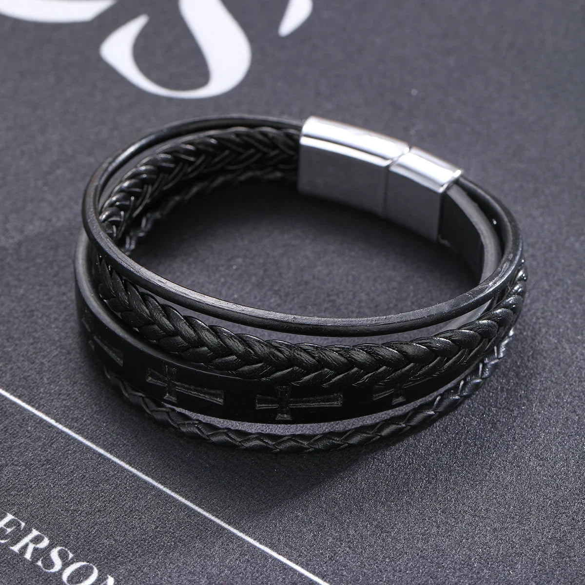 Fashion Cross Leather Rope Bracelet for Men Vintage Woven Leather Bracelet Punk Metal Magnet Buckle Personality Bracelet Jewelry Vera Lux