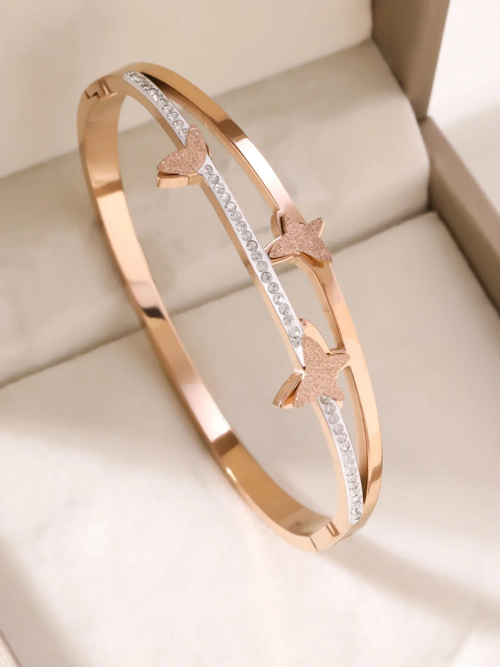 1pieces/set women's wedding jewelry party holiday Valentine's Day gift stainless steel bracelet plated with 18K gold bracelet Vera Lux