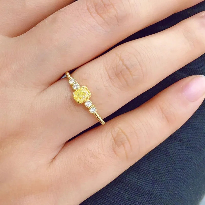 925 Sterling Silve Geometric Yellow Cubic Zirconia Women Rings Gorgeous Wedding Accessories Anniversary Party Female Jewelry Vera Lux