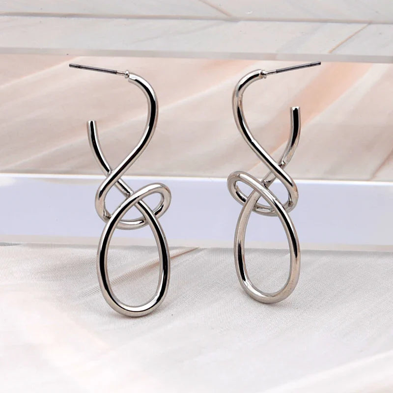 Vintage Metal Knitted Dangle Earrings for Women Personalized Fashion Distorted Irregular Geometry Drop Earrings Punk Jewelry Vera Lux