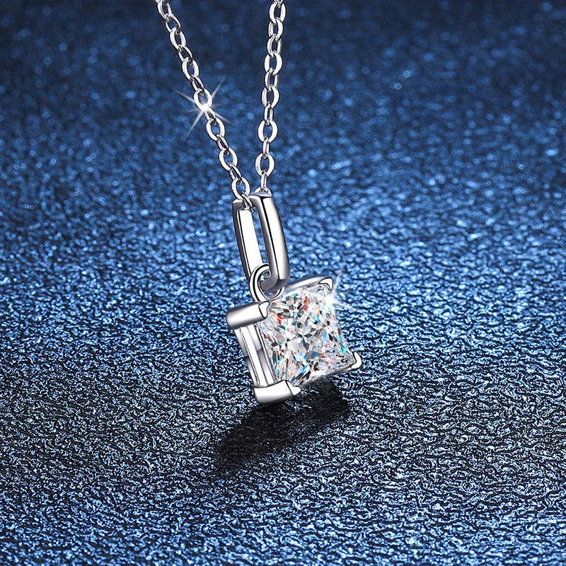 NeeTim 1ct Princess Cut Moissanite Necklace Pendant S925 Sterling Silver Party Wedding Dimond Necklaces For Women Certified Vera Lux