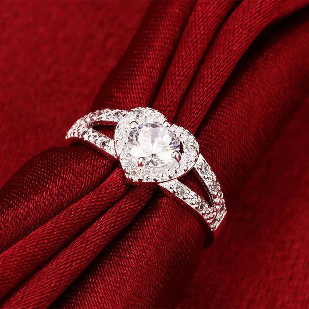 Hot 925 Sterling Silver crystal romantic heart diamond Rings For Women Fashion Party Gifts luxury wedding engagement Jewelry Vera Lux