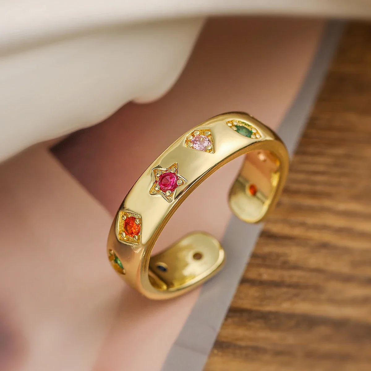 NEWBUY 2024 New Fashion Gold Color Colourful AAA CZ Zircon Inlay Jewelry Open Design Wedding Bands Rings For Women Girl Vera Lux