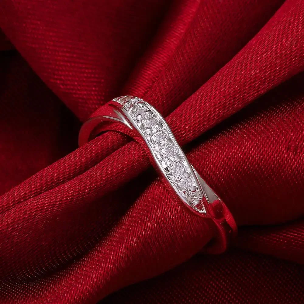 925 Sterling Silver crystal diamond rings for women Fashion elegant wedding accessories Party Gifts Charms fine Jewelry Vera Lux