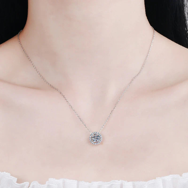 NeeTim 1ct D Color VVS1 Moissanite Jewelry Set 925 Silver with White Gold Plated Pendant Necklace Stud Earrings Sets for Women Vera Lux