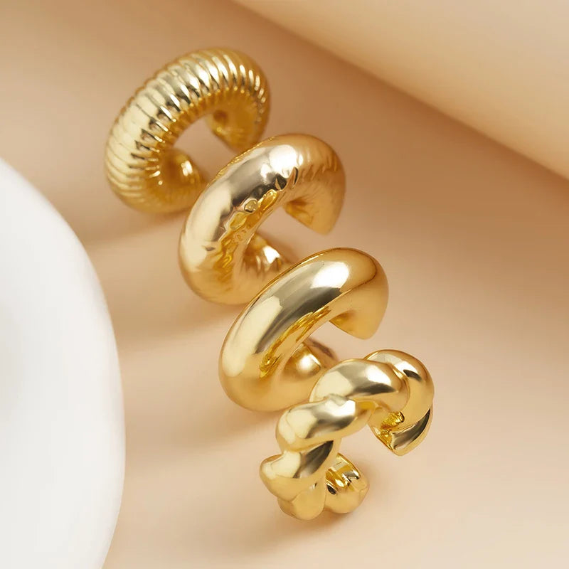 Fashion 4pcs C Shaped Acrylic Ear Clip for Women Simple Gold Silver Color No Pierced Round Earrings Punk Female Jewelry Vera Lux