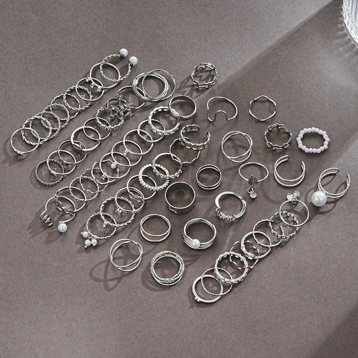 64 Pcs Silver Color Geometric Knuckle Rings Set For Women Heart Cross Leaf Pearl Charm Finger Ring Female Boho Party Jewelry Vera Lux