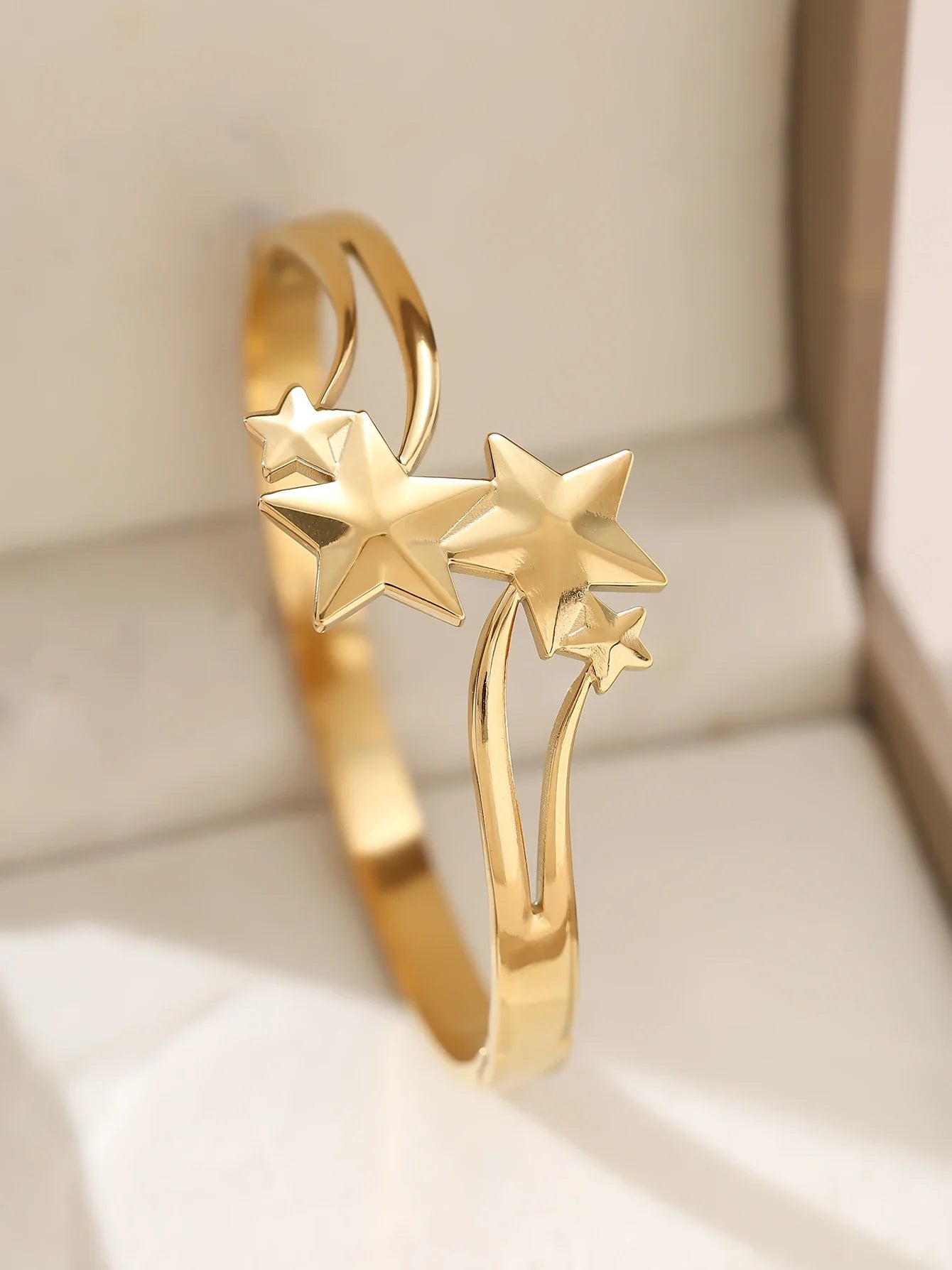 1pieces/set women's wedding jewelry party holiday Valentine's Day gift stainless steel bracelet plated with 18K gold bracelet Vera Lux