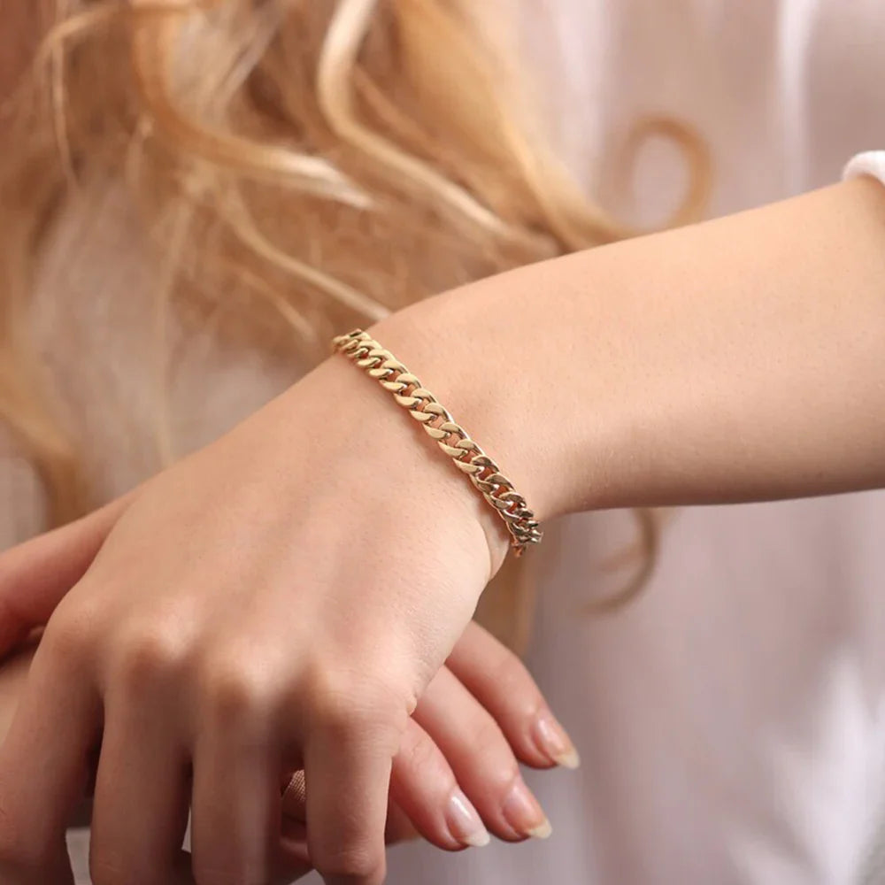 Stainless Steel Chain Bracelet Women, 3mm to 9mm Curb Cuban Chain Bangle Gold Color Unisex Wrist Stackable Jewelry Vera Lux