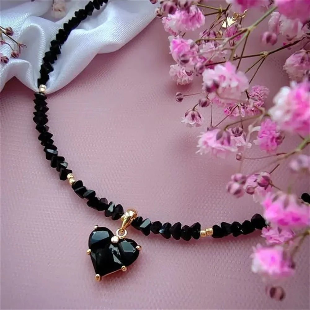 Fashion Vintage Sexy Zircon Heart Pendant Necklace For Women Female Boho Geometric Baroque Transparent Crystal Chain Jewelry Vera Lux