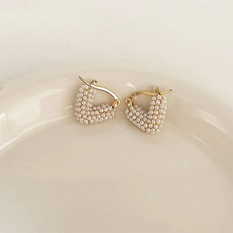 2024 Korean New Simple Temperament Circle Pearl Earrings Fashion Small Versatile Earrings Women's Jewelry Vera Lux