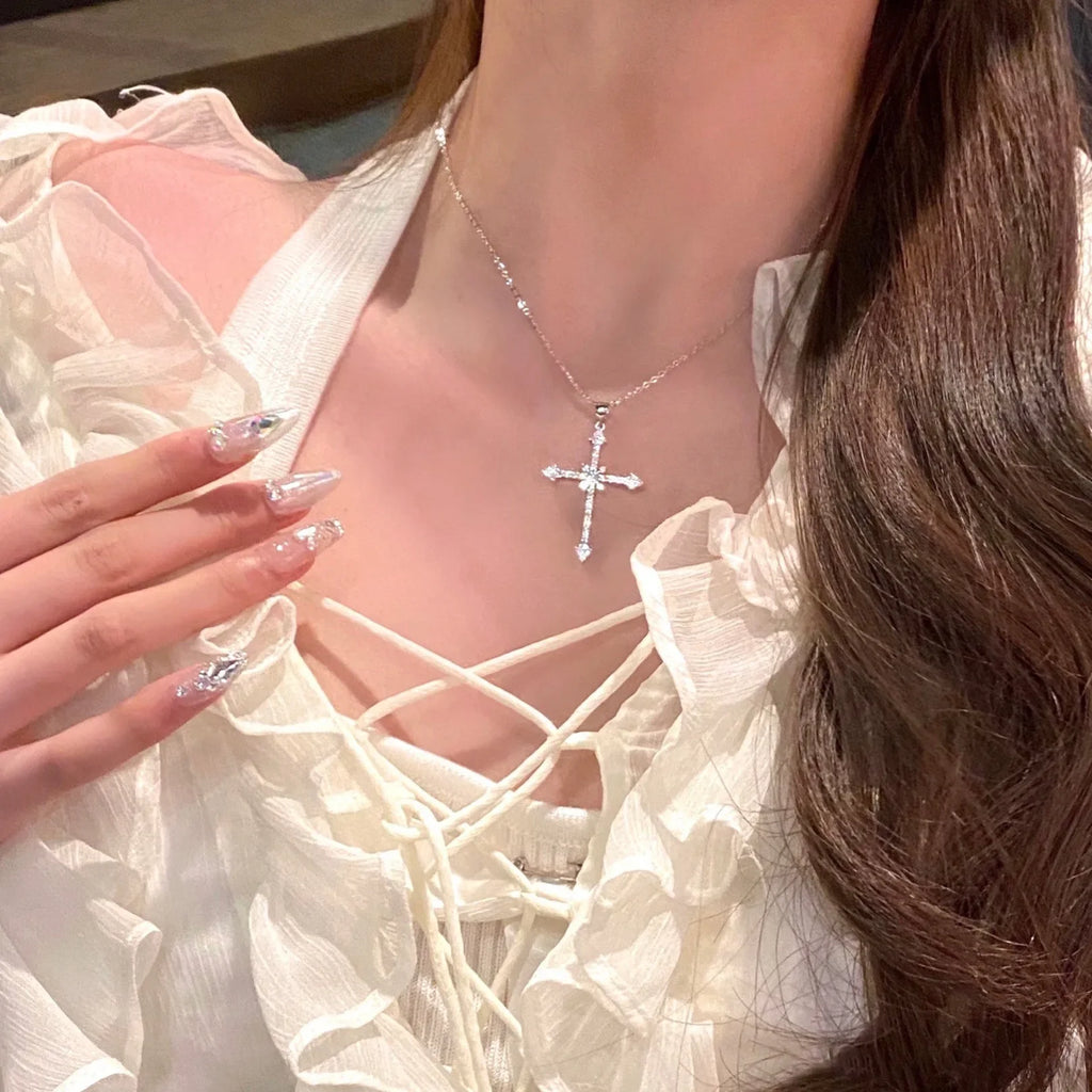 925 Sterling Silver Neck Chain Cross Zircon Necklaces Women Jewelry Exquisite Elegant Aesthetic Charms Accessories Argent 925 Vera Lux