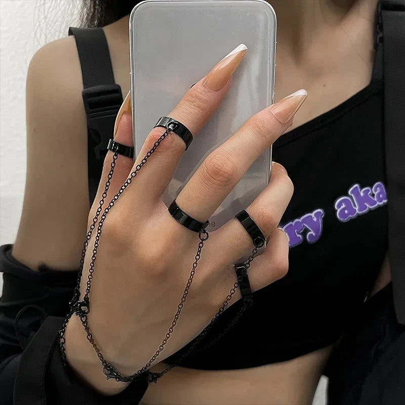 Punk Geometric Black Color Chain Wrist Bracelet Ring For Women Men Open Ring Silver Link Chain Girls Cool Design Fashion Jewelry Vera Lux