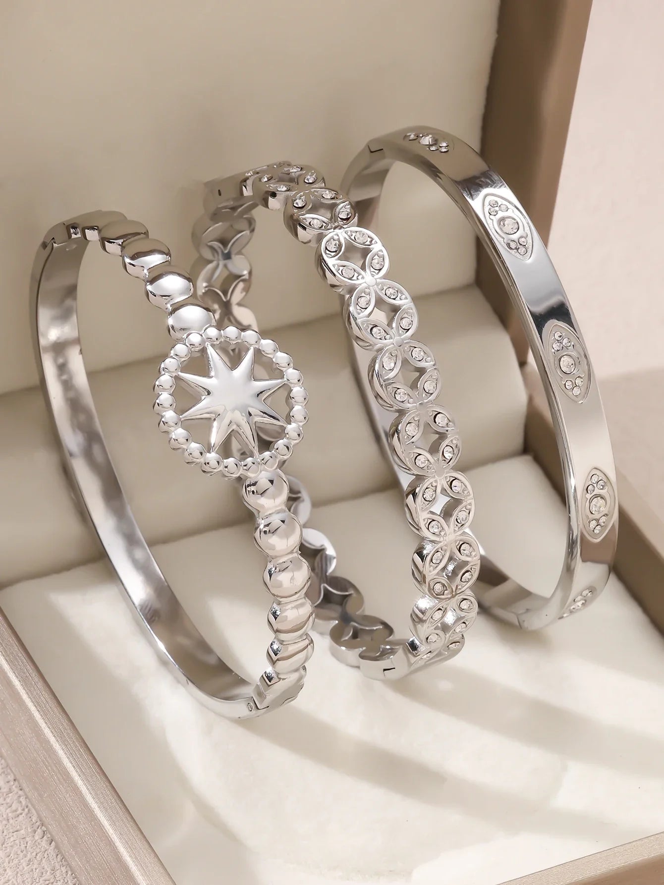 1pieces/set women's wedding jewelry party holiday Valentine's Day gift stainless steel bracelet plated with 18K gold bracelet Vera Lux