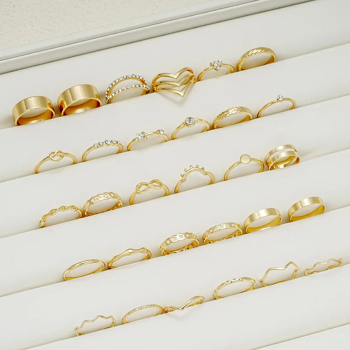 30pcs Elegant Boho Gold Color Rings Set Vintage Design Rhinestone Geometric Finger Ring Trendy Minimalist Jewelry Gifts 2024 Vera Lux