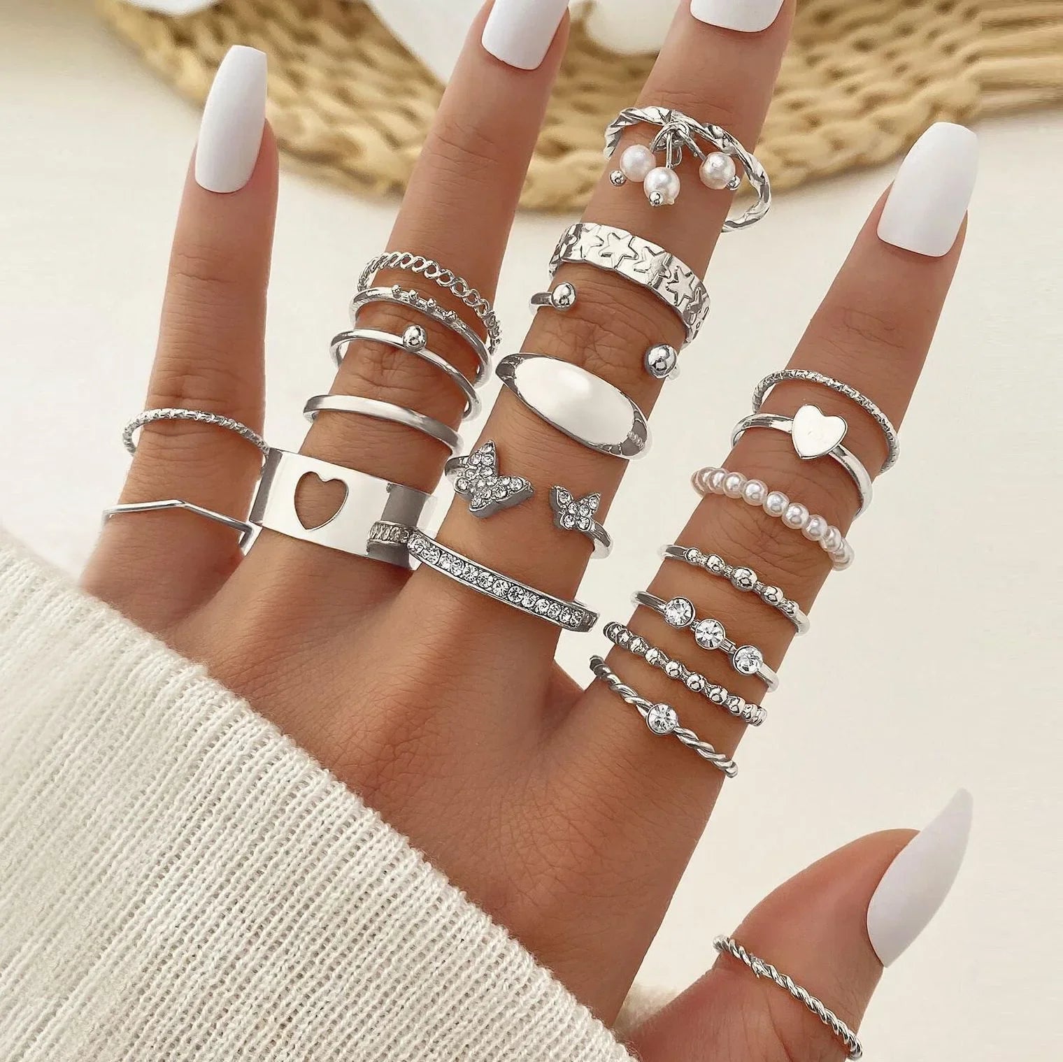 30 PCS Silver Color Geometric Ring Set For Women Vintage Heart Eye Cross Sun And Moon Leaf Charm Finger Ring Female Boho Jewelry Vera Lux