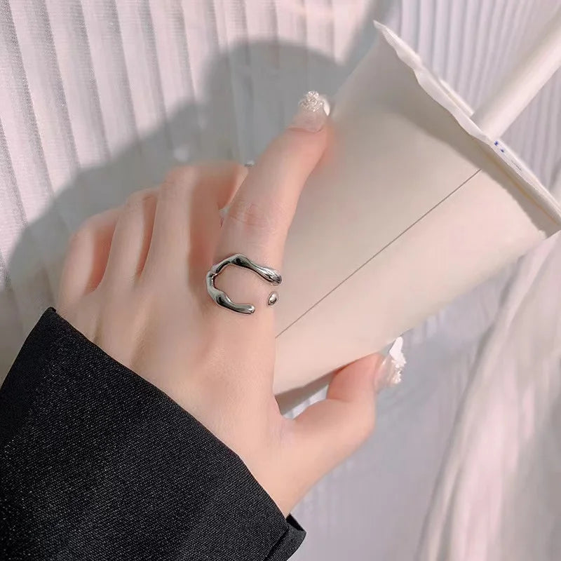 Simple Stainless Steel Adjustable Women's Ring Statement Jewelry for Women Designer Opening Finger Ring Wholesale Dropshipping Vera Lux