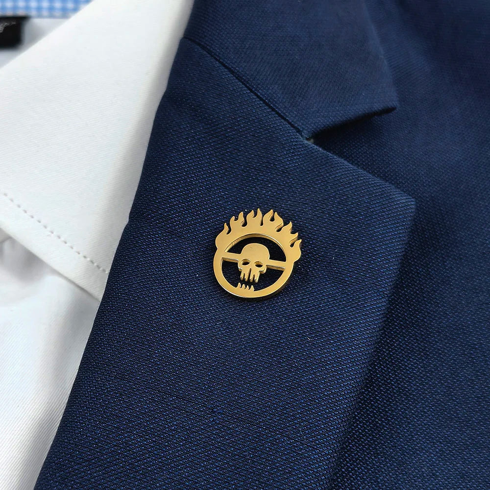 New flame skull men's lapel pin, 316L stainless steel gold-plated badge, black brooch for suit accessories, gift for father Vera Lux